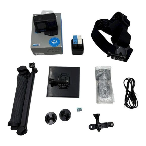 GoPro HERO10 Black Bundle – Extra Charger, 2 Batteries, Memory Card - Picture 1 of 12